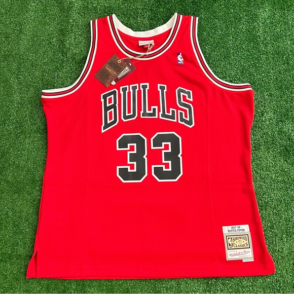 Scottie Pippen Chicago Bulls 1997-1998 Mitchell & Ness Red NBA Swingman Jersey - Picture 1 of 8